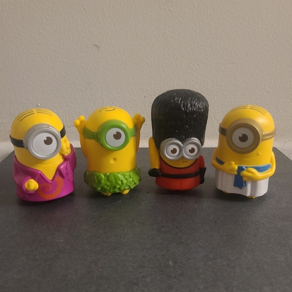 Set Of 4 Minions - Toys Action Figures
